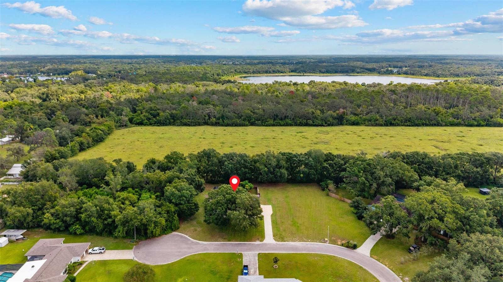 LAKESIDE GROVE ESTATES - Residential