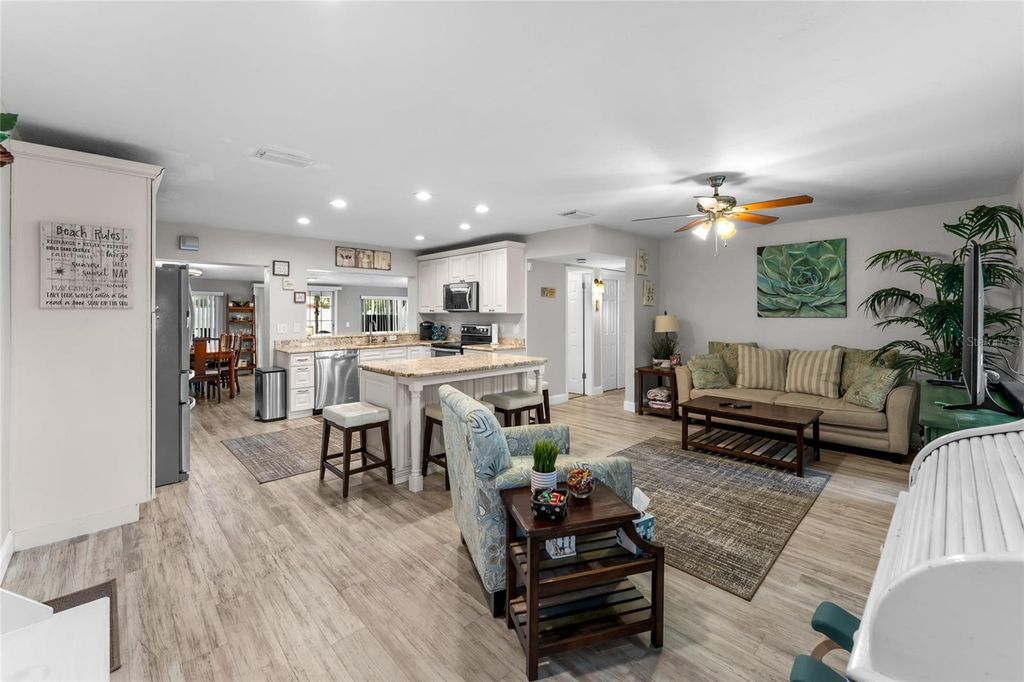 Photo of 4533 20th Avenue N, St Petersburg, FL 33713 (MLS # TB8497405)