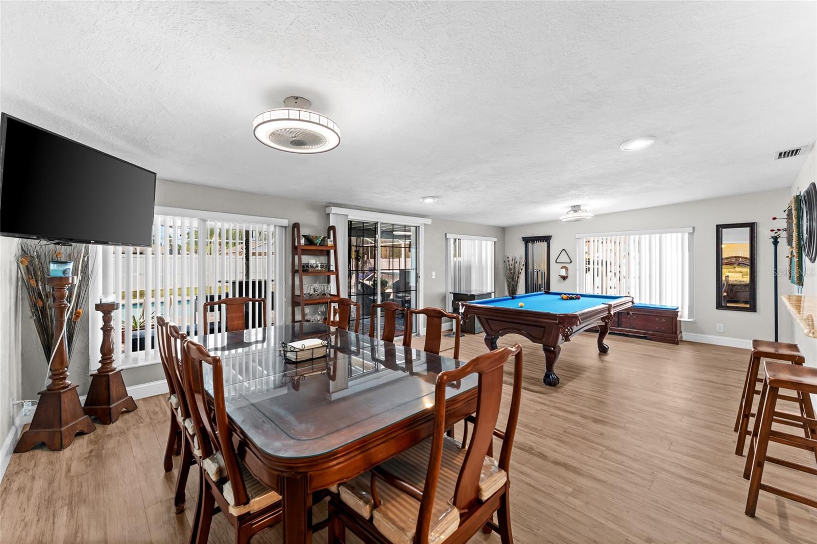 LAKE LOUISE - Residential