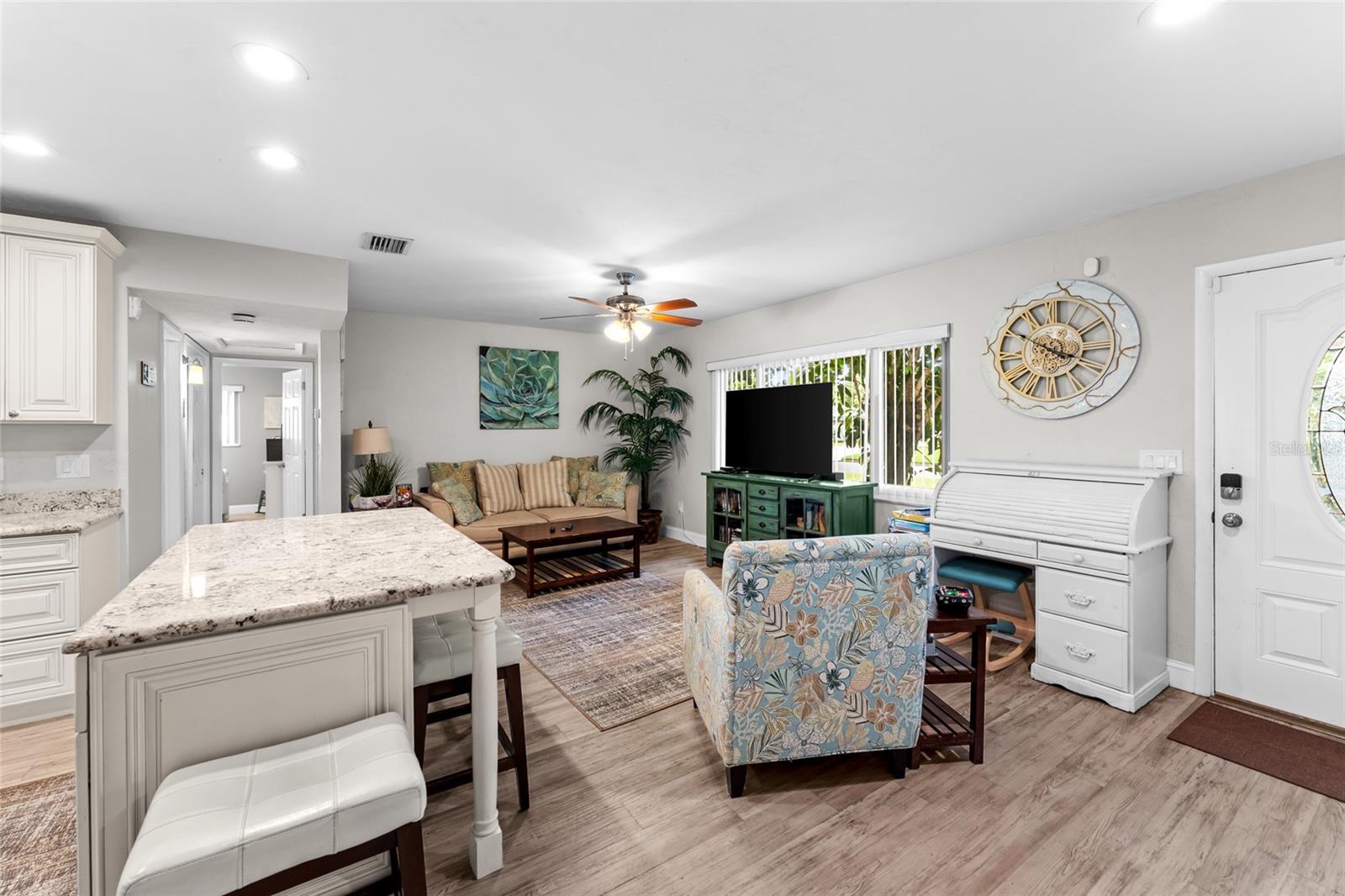 LAKE LOUISE - Residential