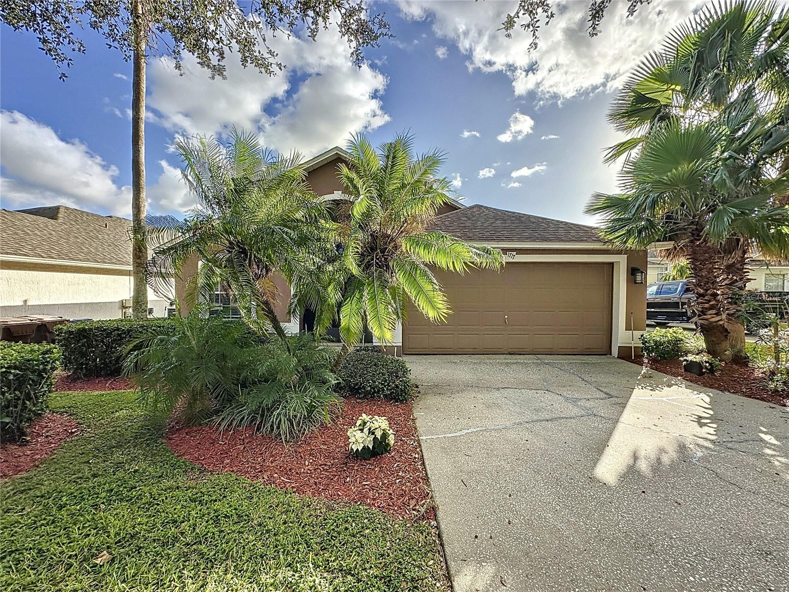 1717 CLUBHOUSE COVE
