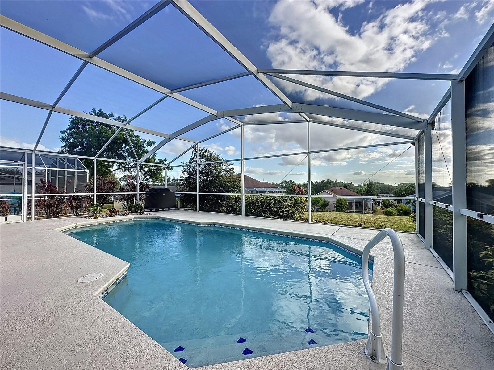 1717 CLUBHOUSE COVE
