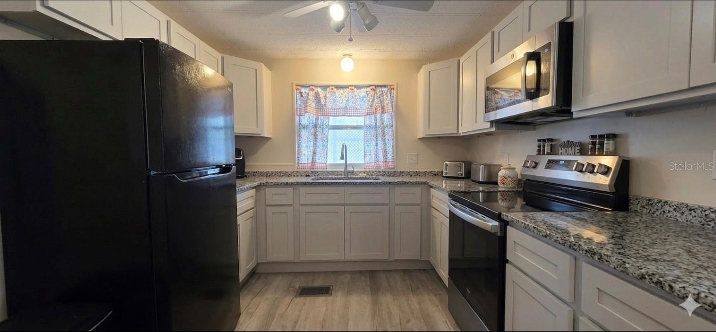OCALA EAST VILLAS - Residential