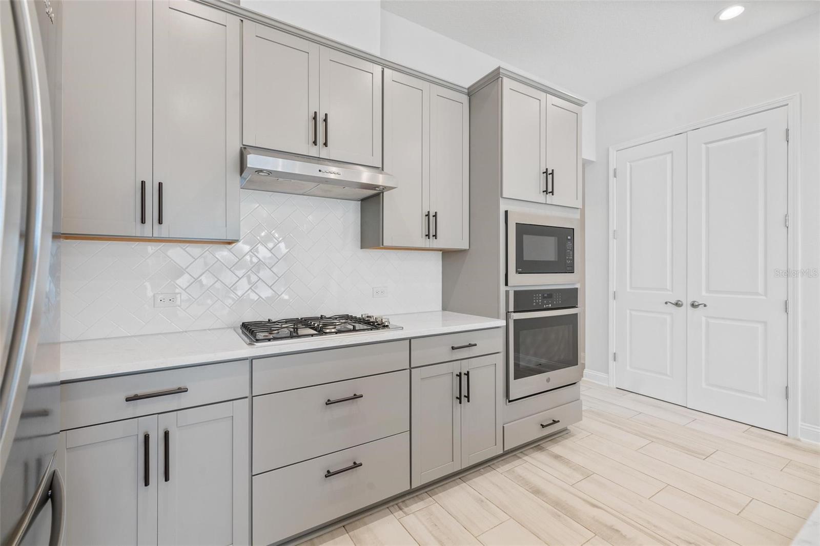 BELLA NIKA/TAMAYA PH 3 - Residential