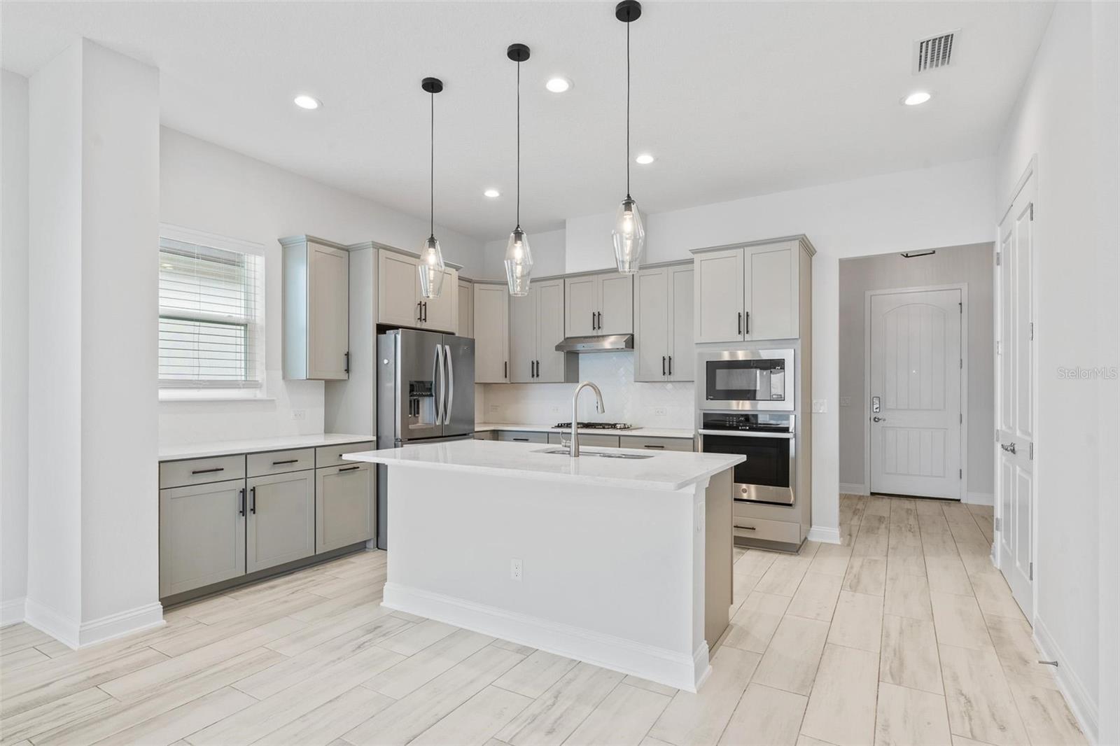 BELLA NIKA/TAMAYA PH 3 - Residential