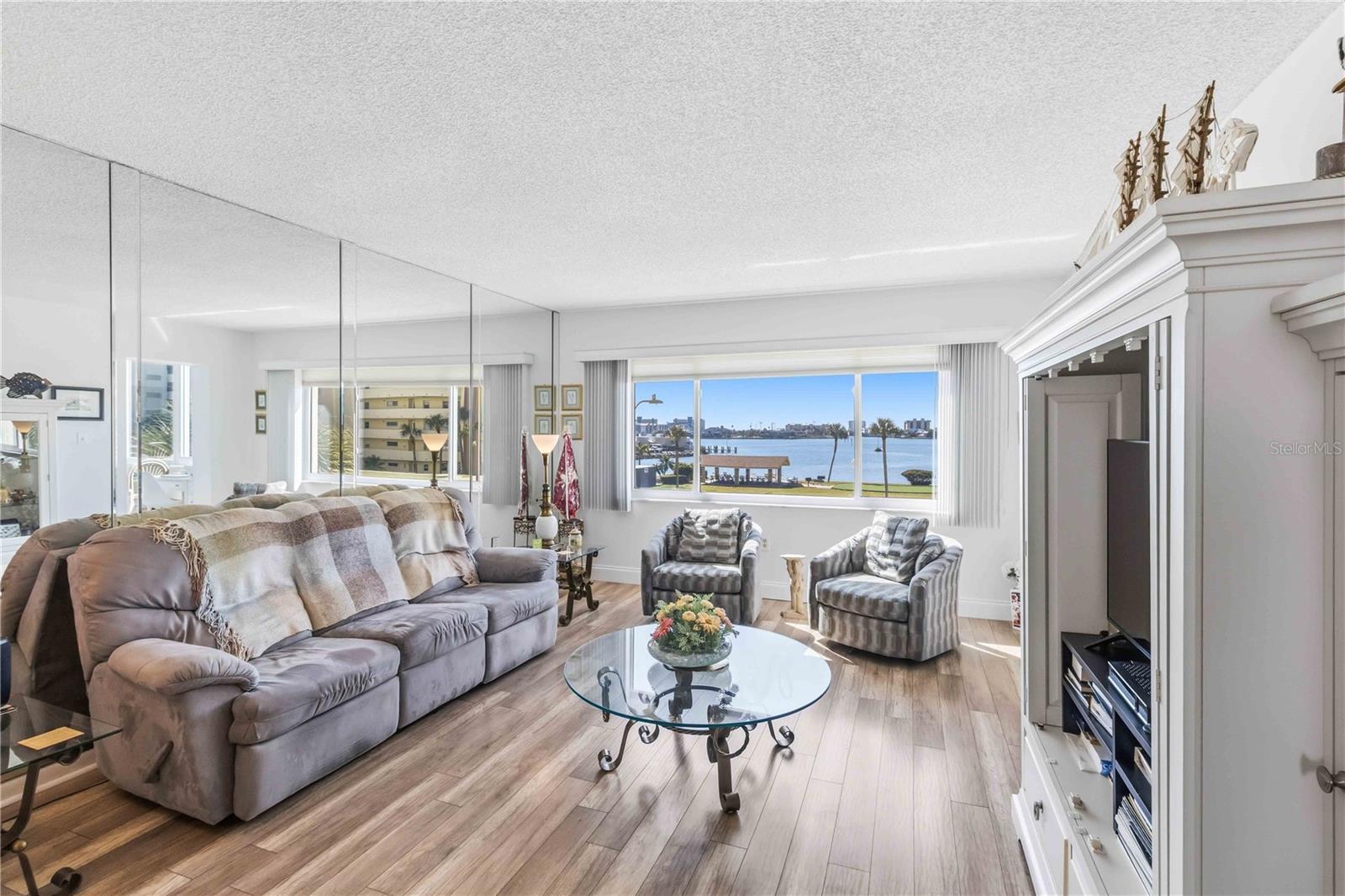 4550 COVE CIRCLE 303