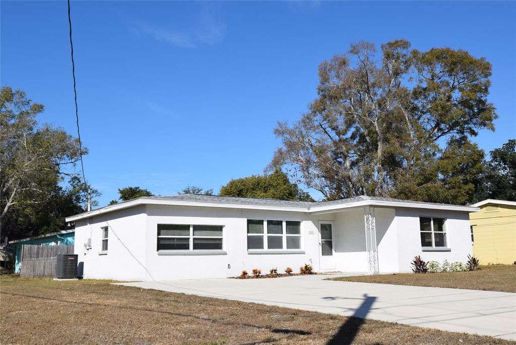 Photo of 310 Kilmer Avenue, Clearwater, FL 33765 (MLS # TB8412906)