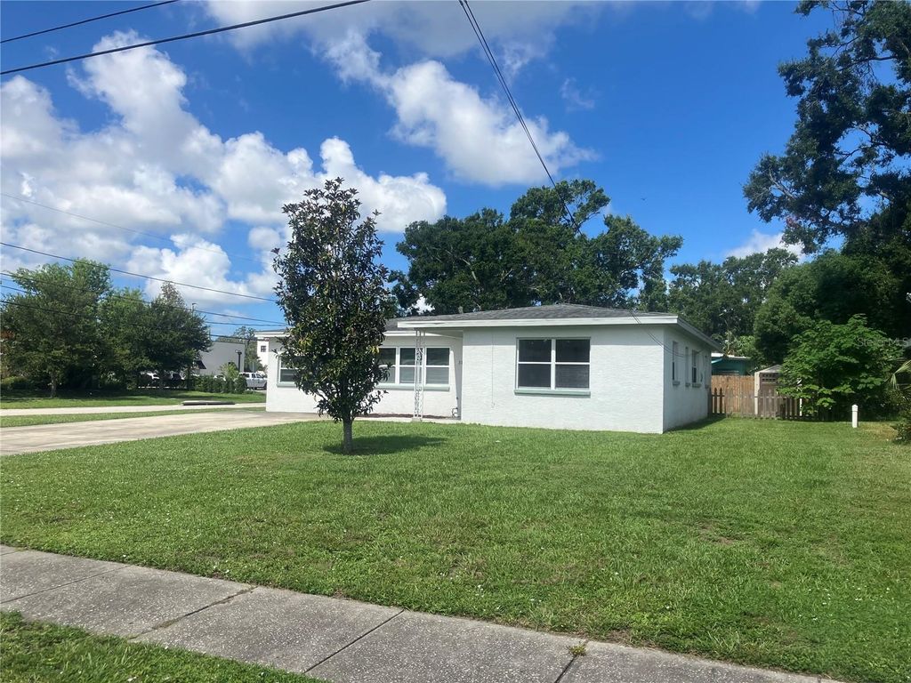 Photo of 310 Kilmer Avenue, Clearwater, FL 33765 (MLS # TB8412906)