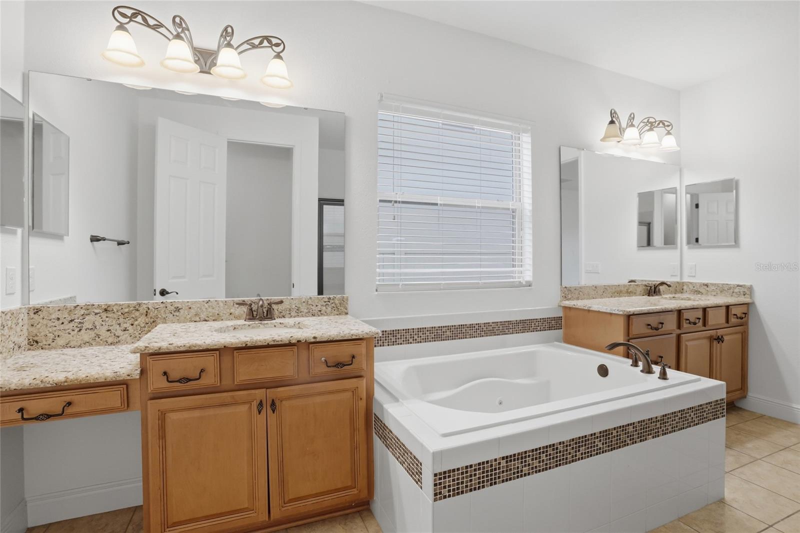 ELLINGSWORTH - Residential