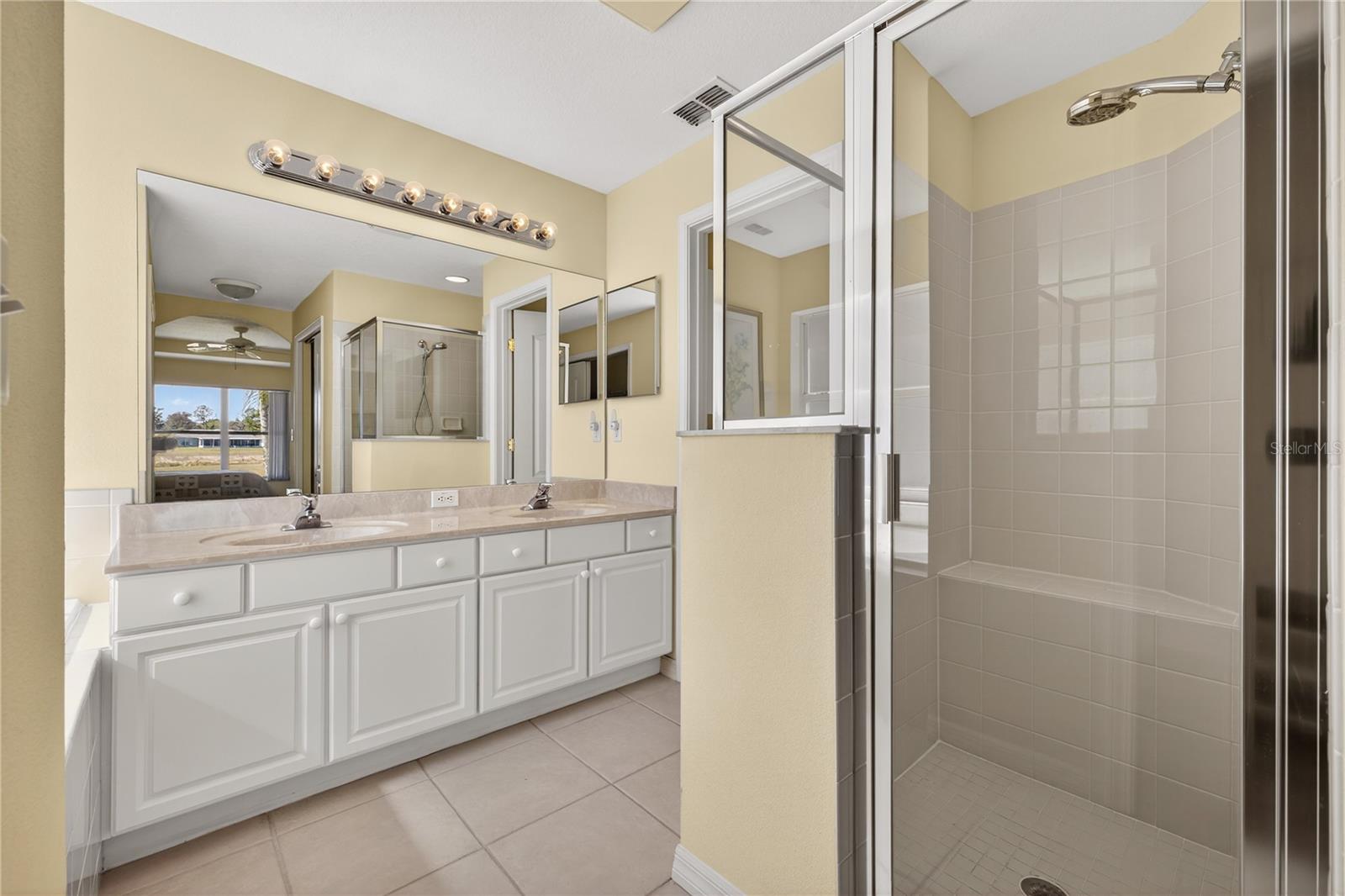 TAMPA BAY GOLF AND TENNIS CLUB - Residential