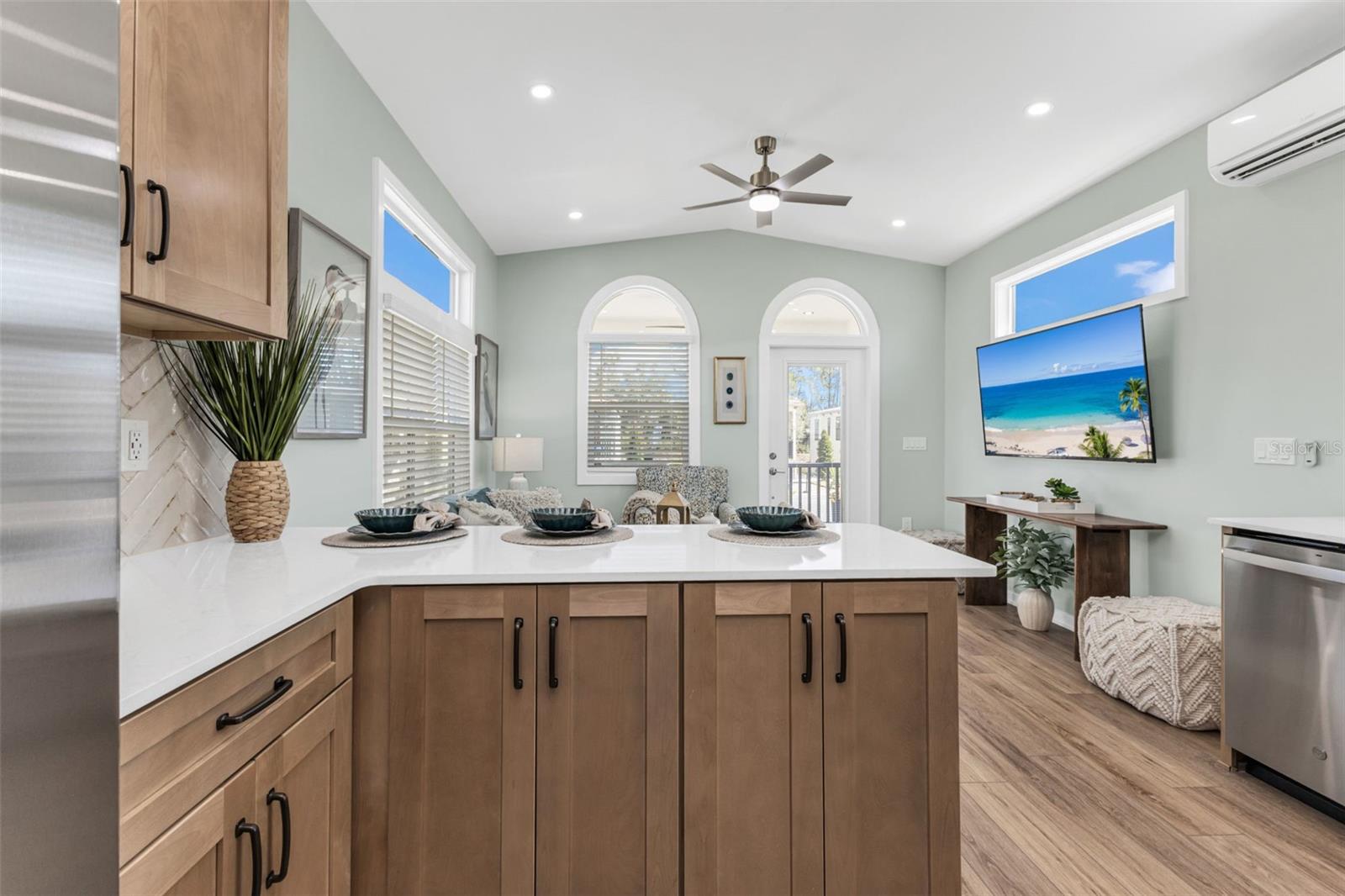 SOLANA COTTAGE RESORT - Residential