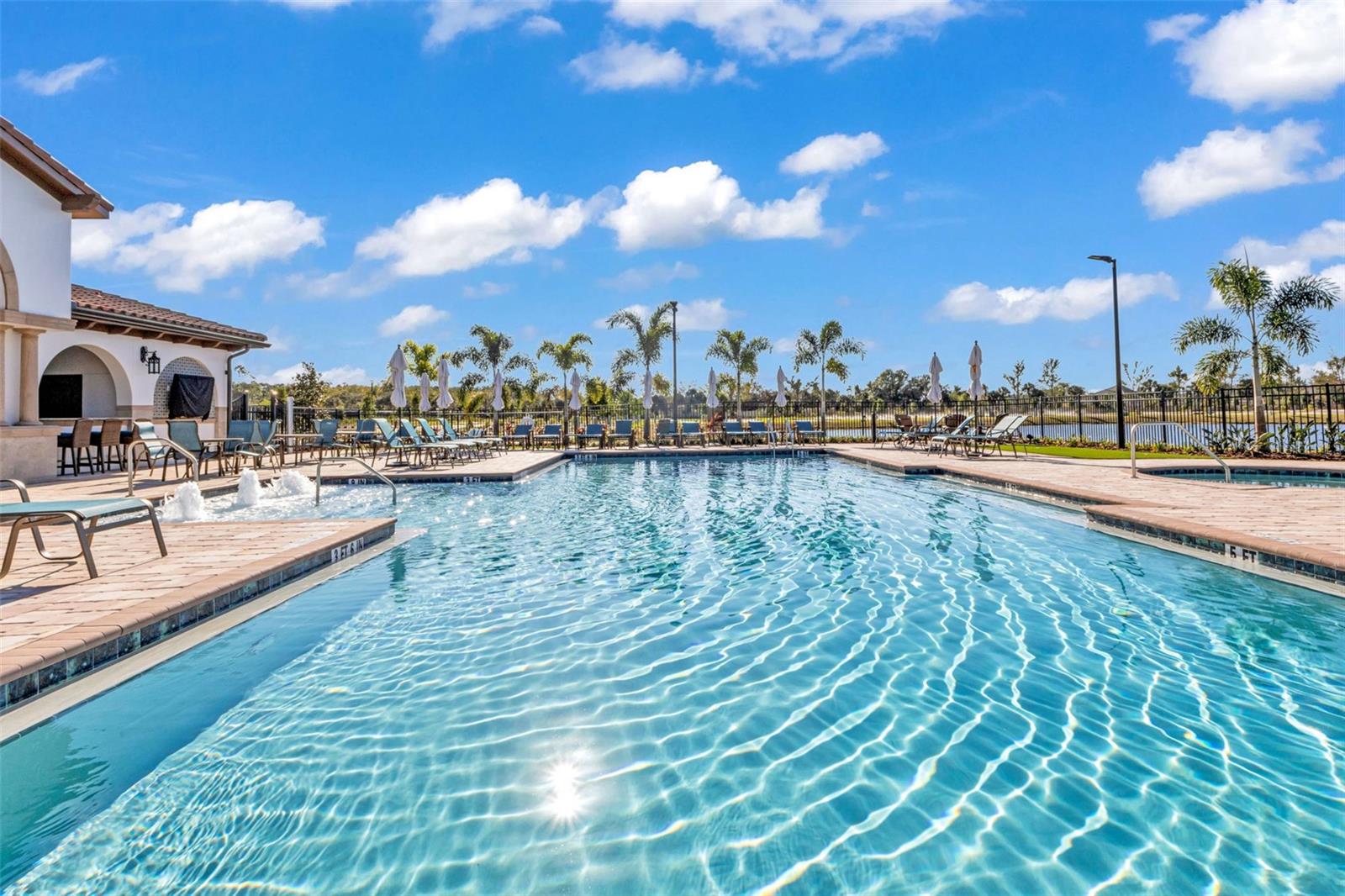 SOLANA COTTAGE RESORT - Residential