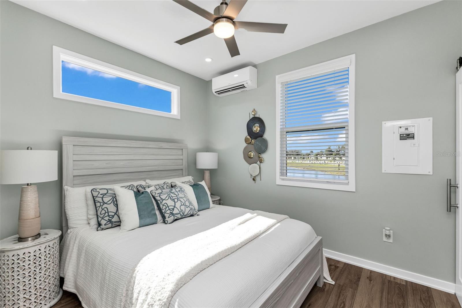 SOLANA COTTAGE RESORT - Residential