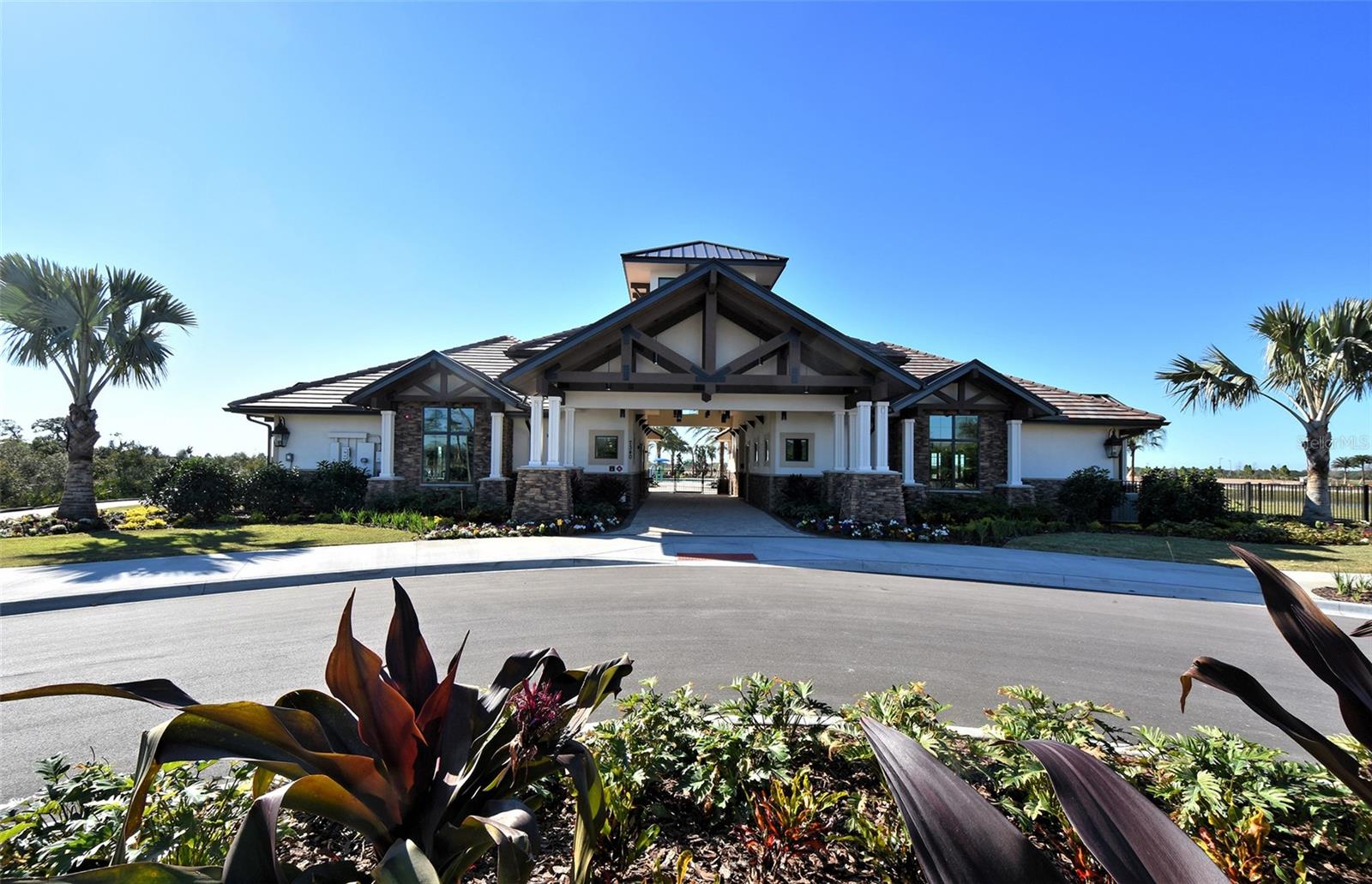 COUNTRY CLUB EAST AT LAKEWD RNCH VV2 - Residential