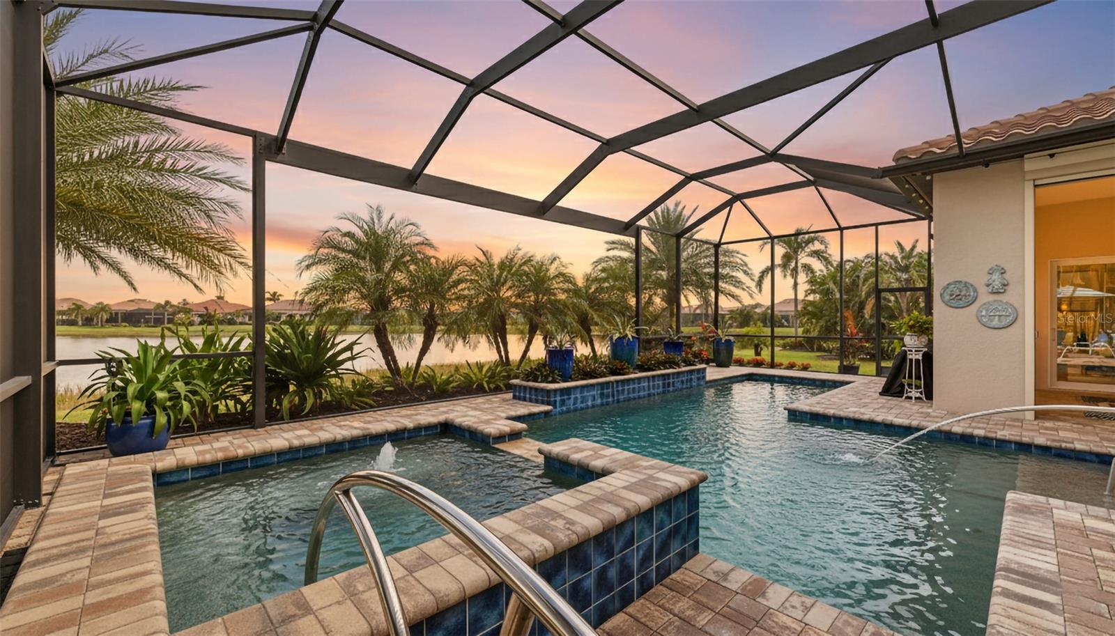 COUNTRY CLUB EAST AT LAKEWD RNCH VV2 - Residential