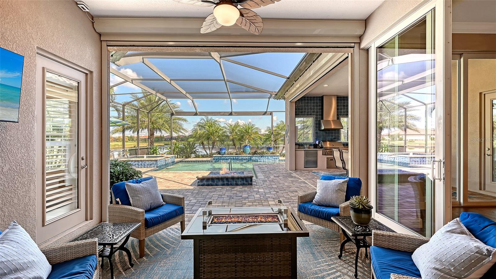 COUNTRY CLUB EAST AT LAKEWD RNCH VV2 - Residential