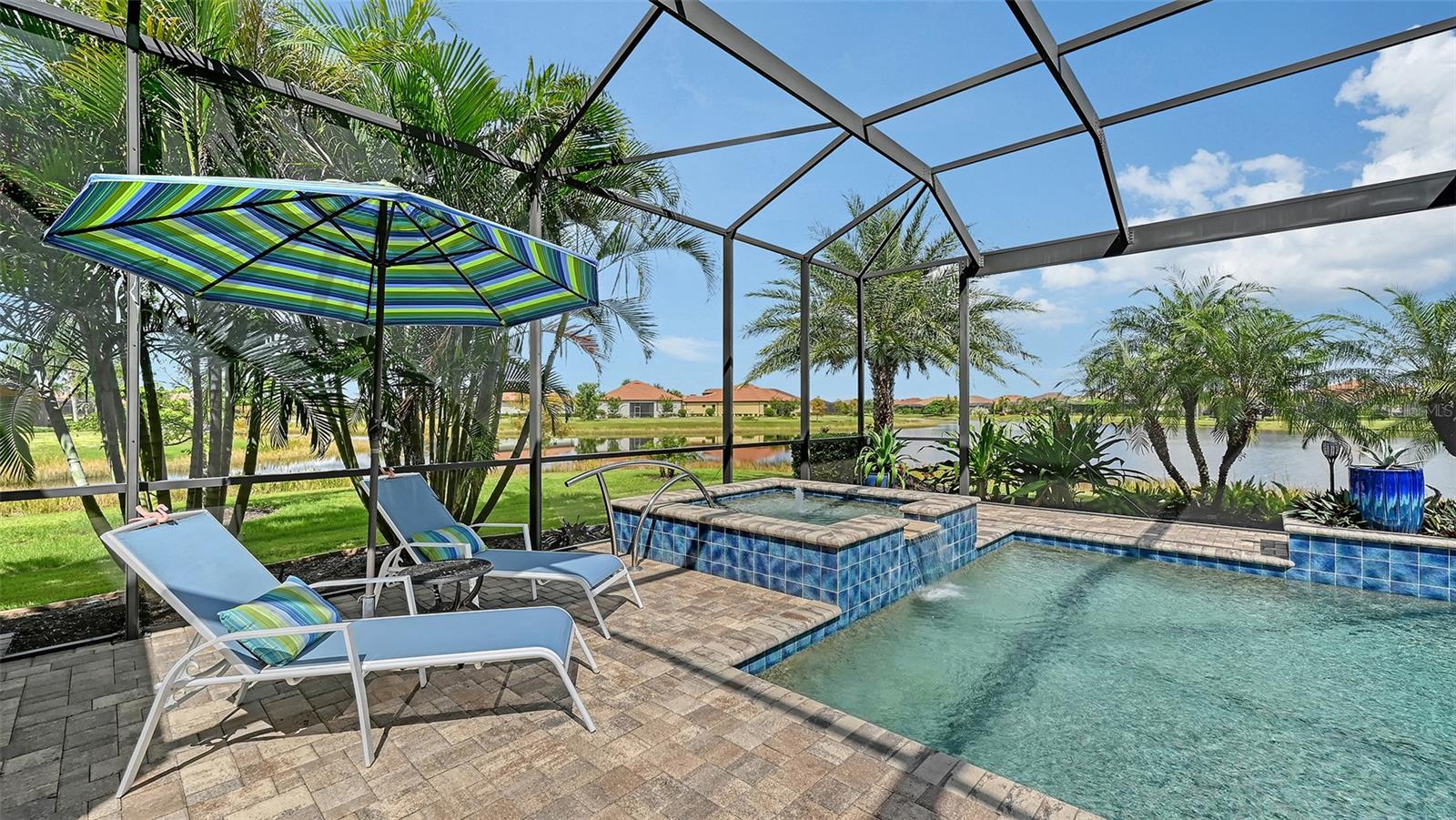 COUNTRY CLUB EAST AT LAKEWD RNCH VV2 - Residential