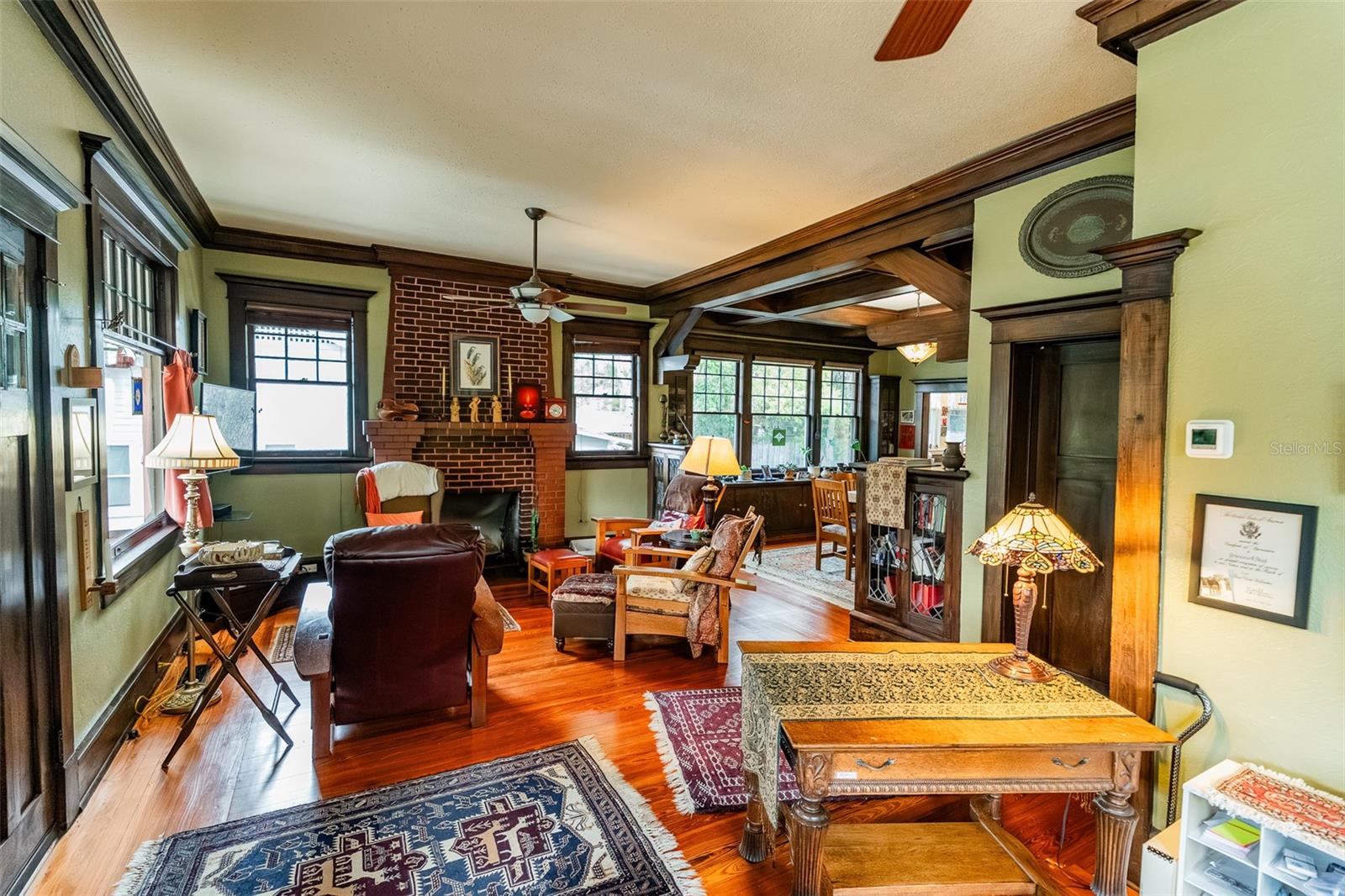 RICHS ADD DELAND BK L PG 688 - Residential