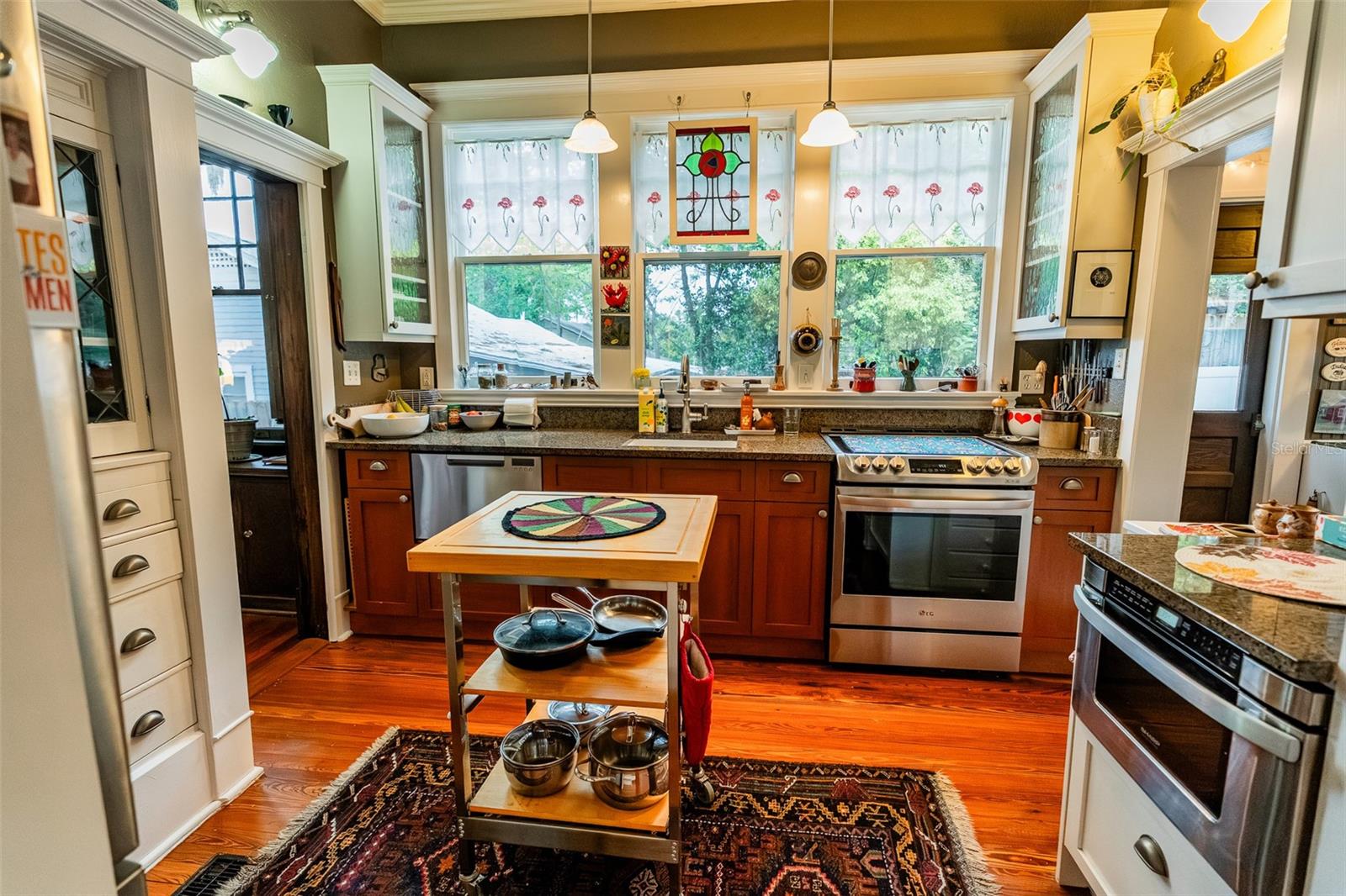 RICHS ADD DELAND BK L PG 688 - Residential