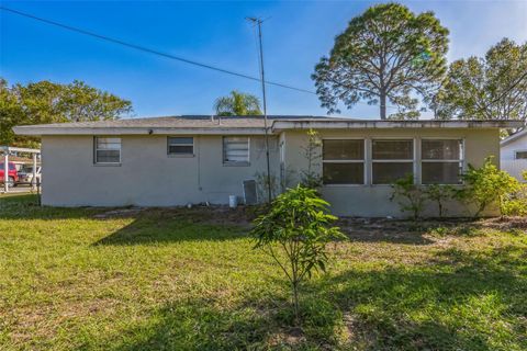 A home in SEBRING