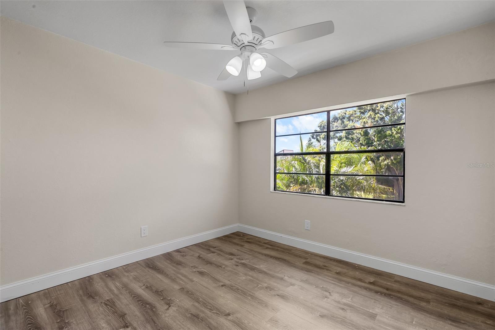 TOWNHOMES OF LAKE SEMINOLE - Residential