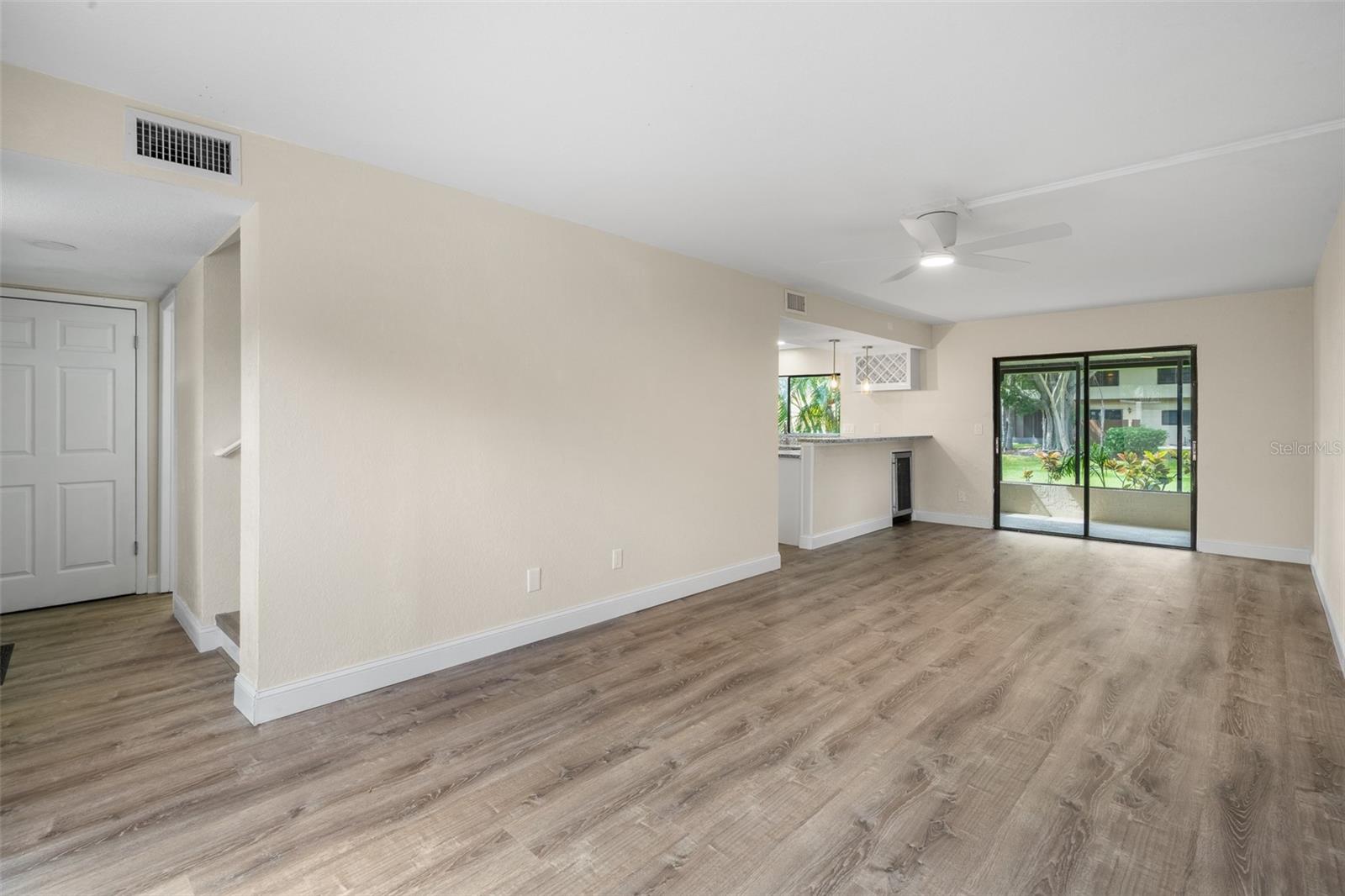 TOWNHOMES OF LAKE SEMINOLE - Residential