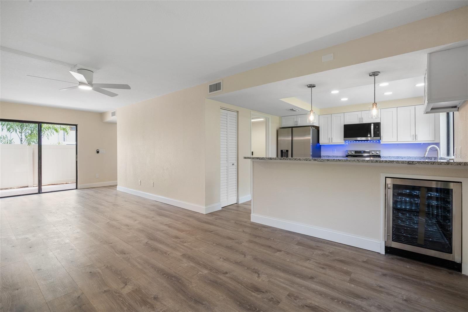 TOWNHOMES OF LAKE SEMINOLE - Residential