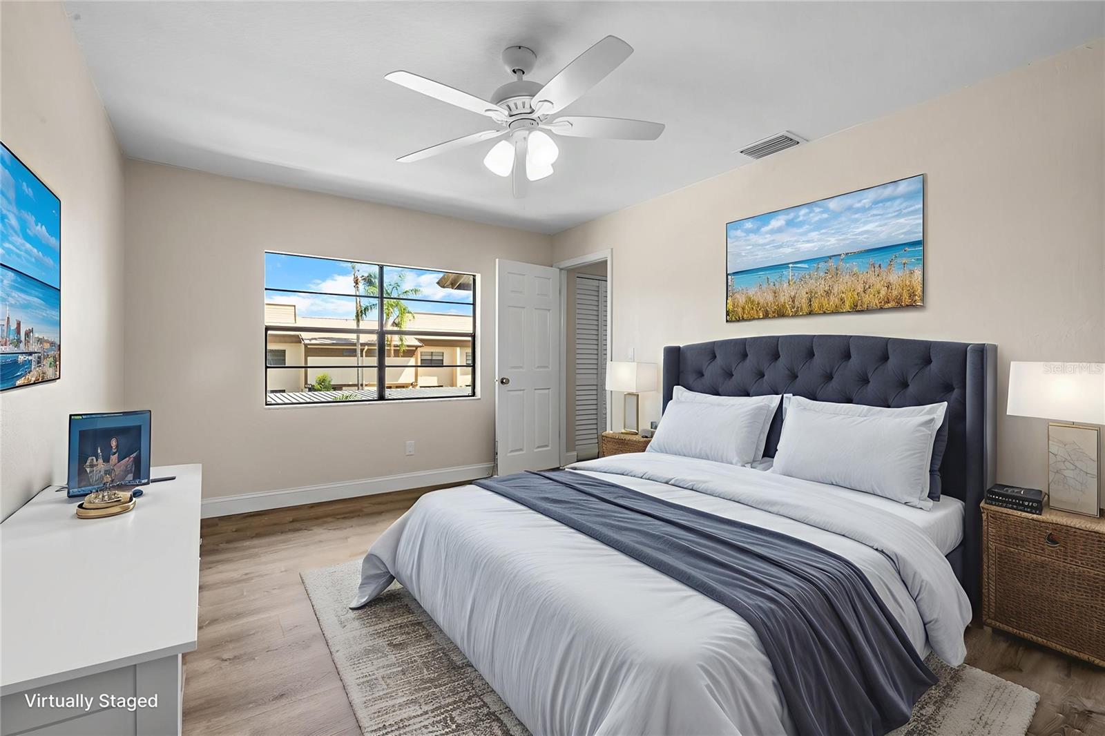 TOWNHOMES OF LAKE SEMINOLE - Residential