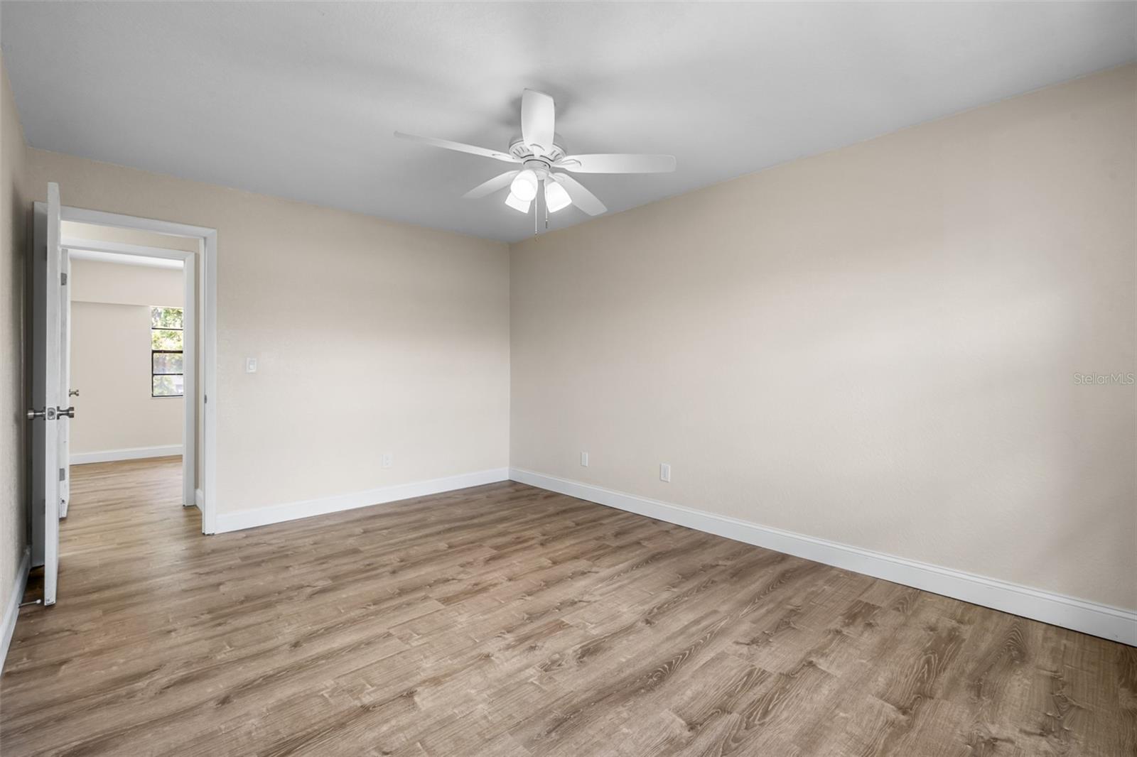 TOWNHOMES OF LAKE SEMINOLE - Residential