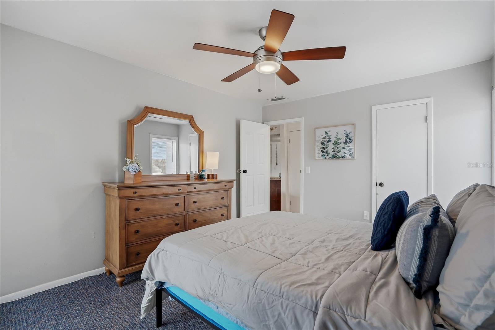 WHISPER LAKE A CONDO - Residential