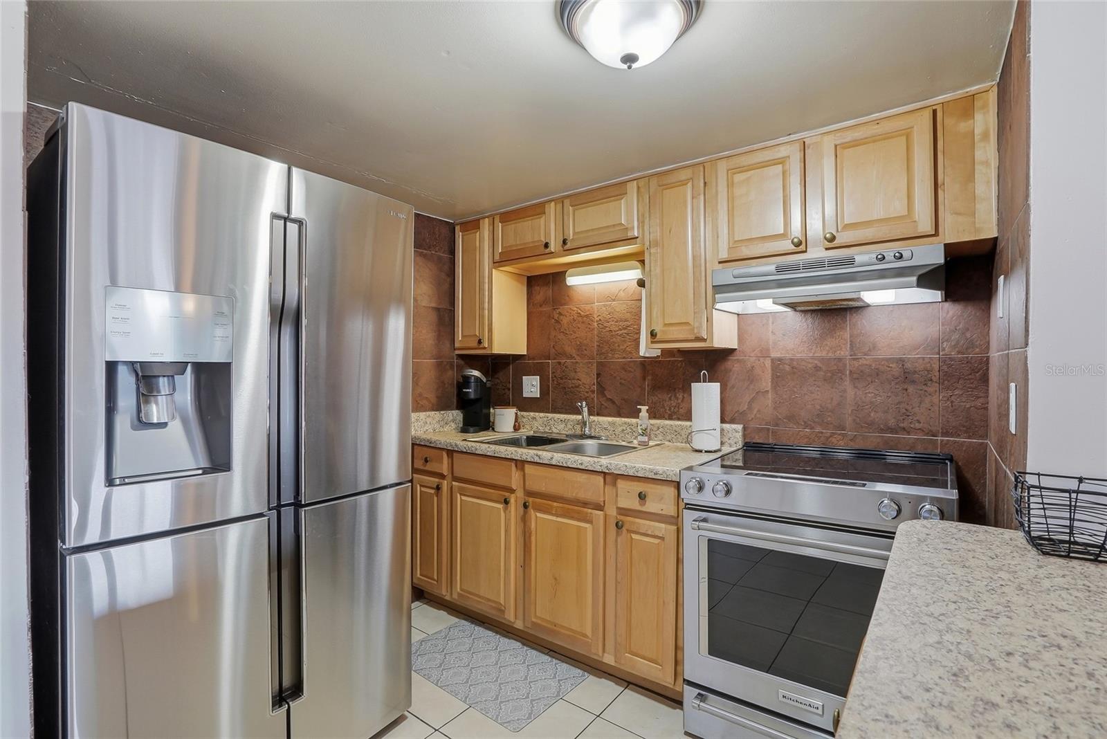 WHISPER LAKE A CONDO - Residential