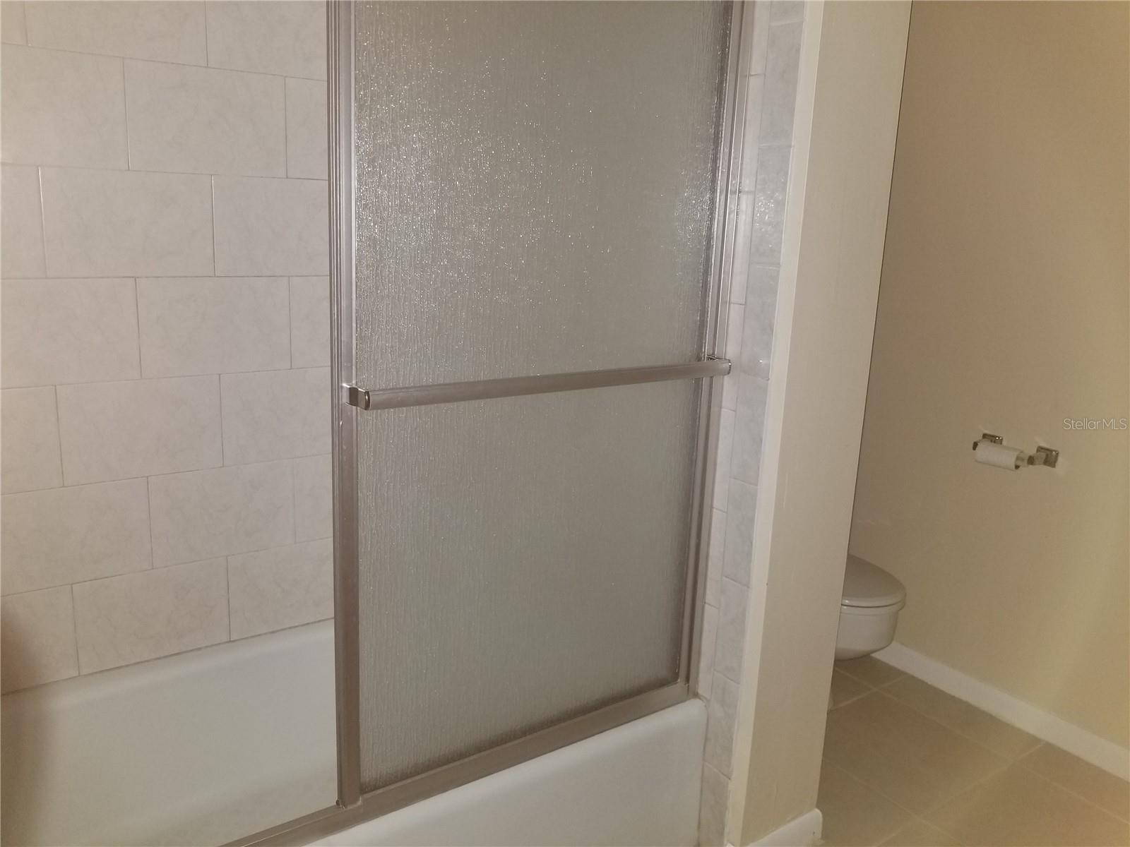Tenant has access to all amenities located within Midnight Cove II such as tennis courts, swimming pool and grilling/picnic area.
