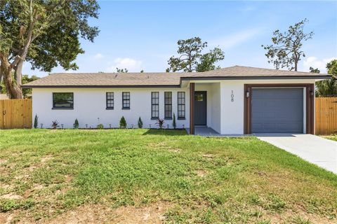 Photo of 108 Inwood Circle, Brandon, FL 33510 (MLS # TB8509030)
