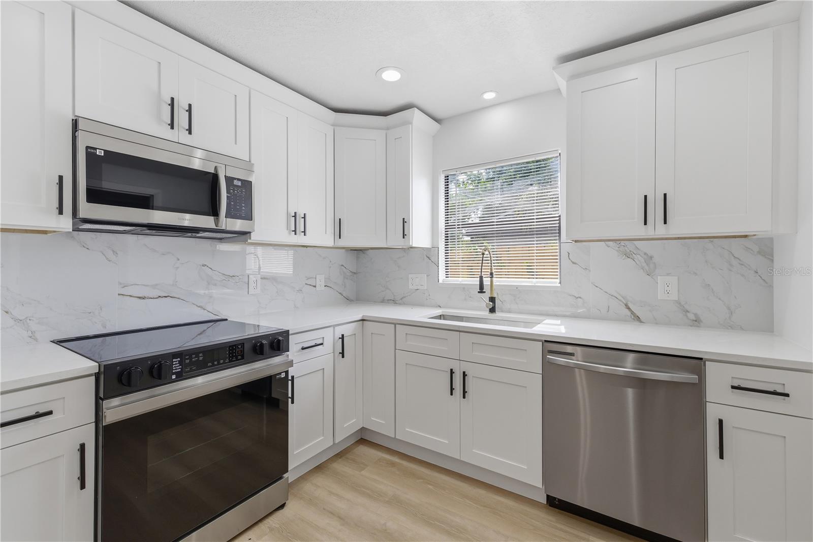 BRANDON ESTATES - Residential
