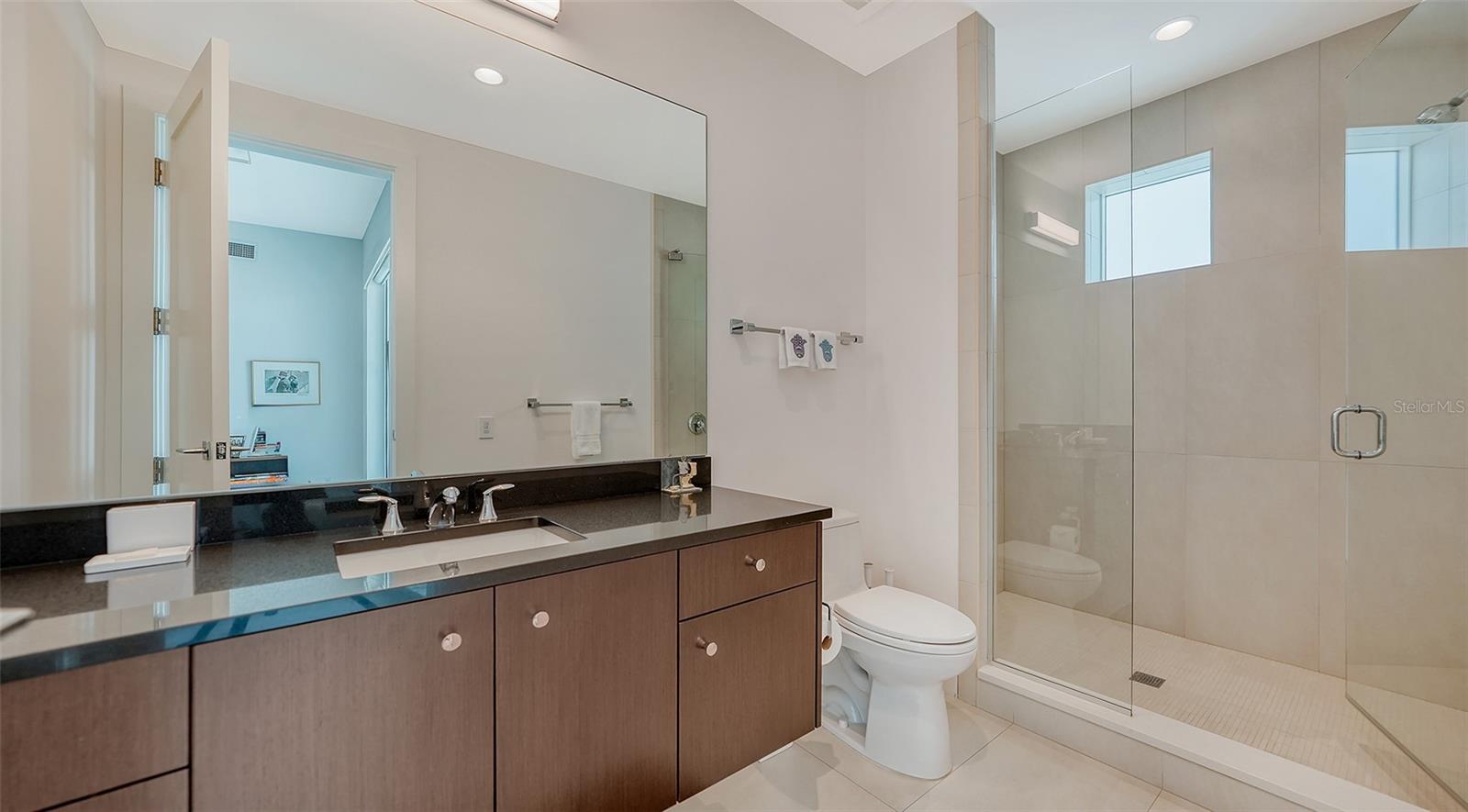 624 PALM CONDOMINIUM - Residential