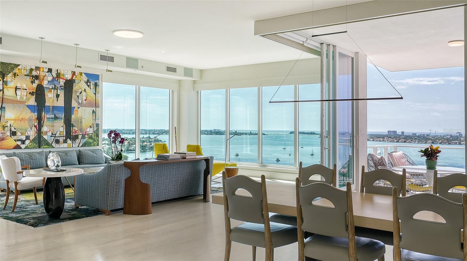 624 PALM CONDOMINIUM - Residential