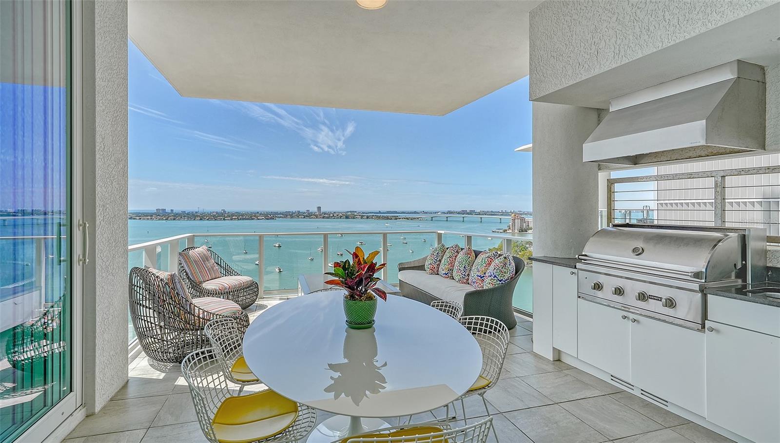 624 PALM CONDOMINIUM - Residential