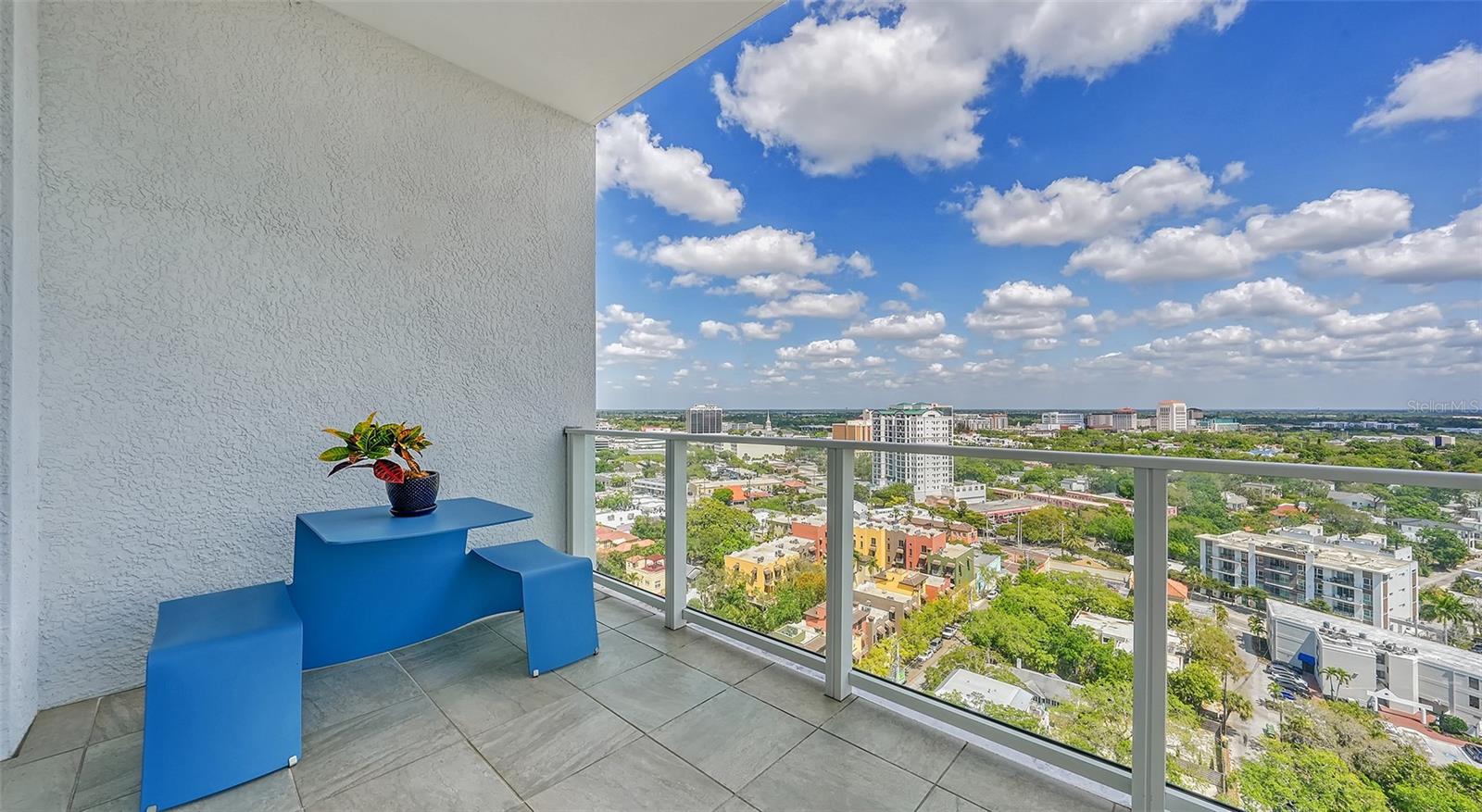 624 PALM CONDOMINIUM - Residential