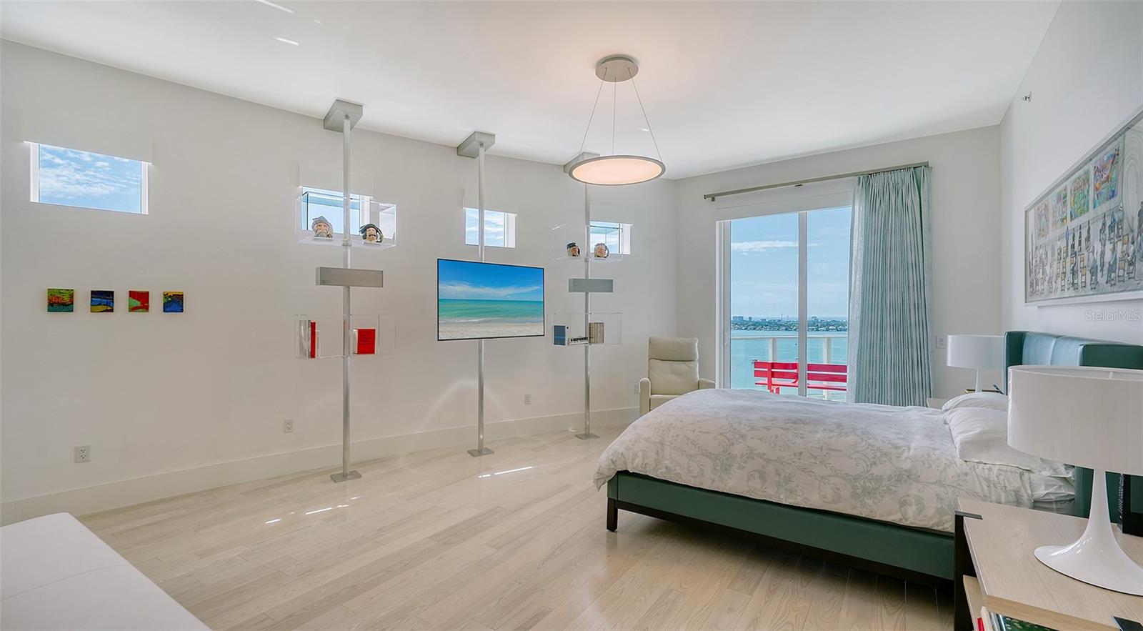 624 PALM CONDOMINIUM - Residential