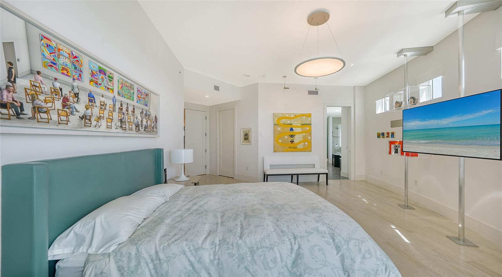 624 PALM CONDOMINIUM - Residential