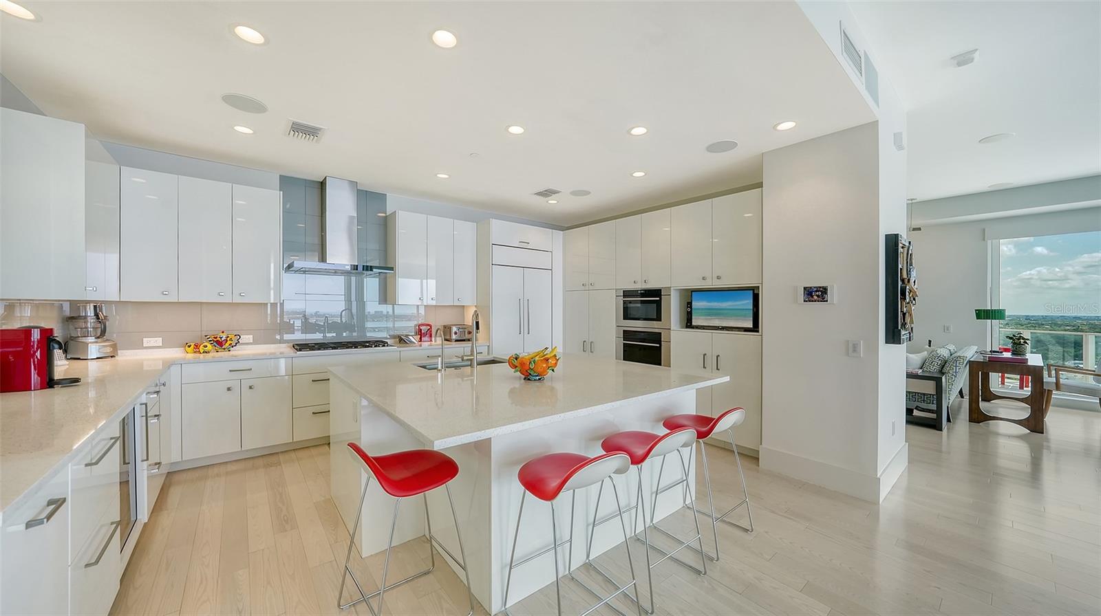 624 PALM CONDOMINIUM - Residential