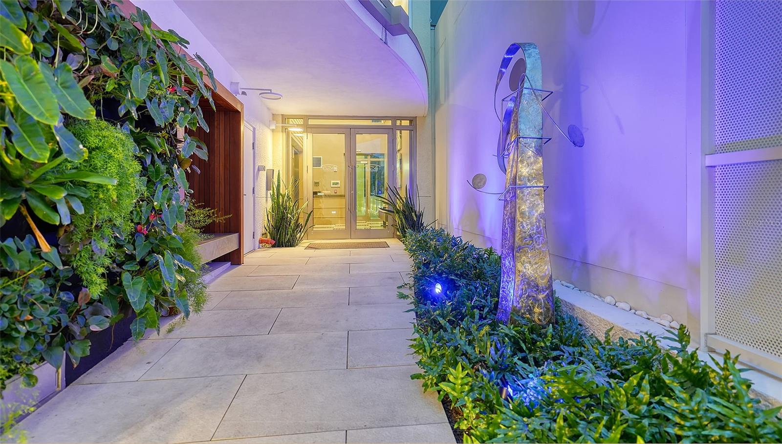 624 PALM CONDOMINIUM - Residential