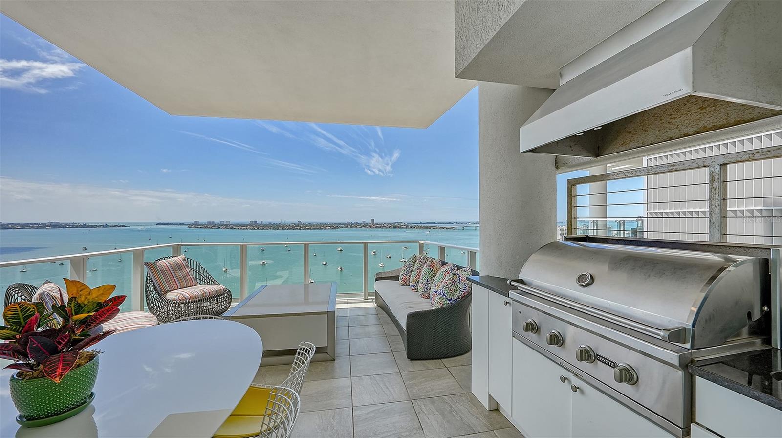 624 PALM CONDOMINIUM - Residential