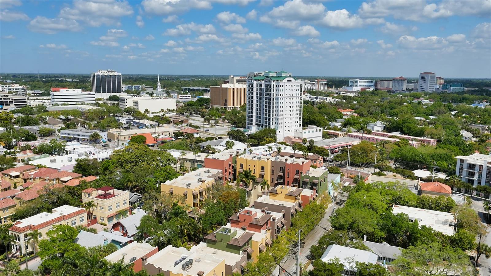 624 PALM CONDOMINIUM - Residential