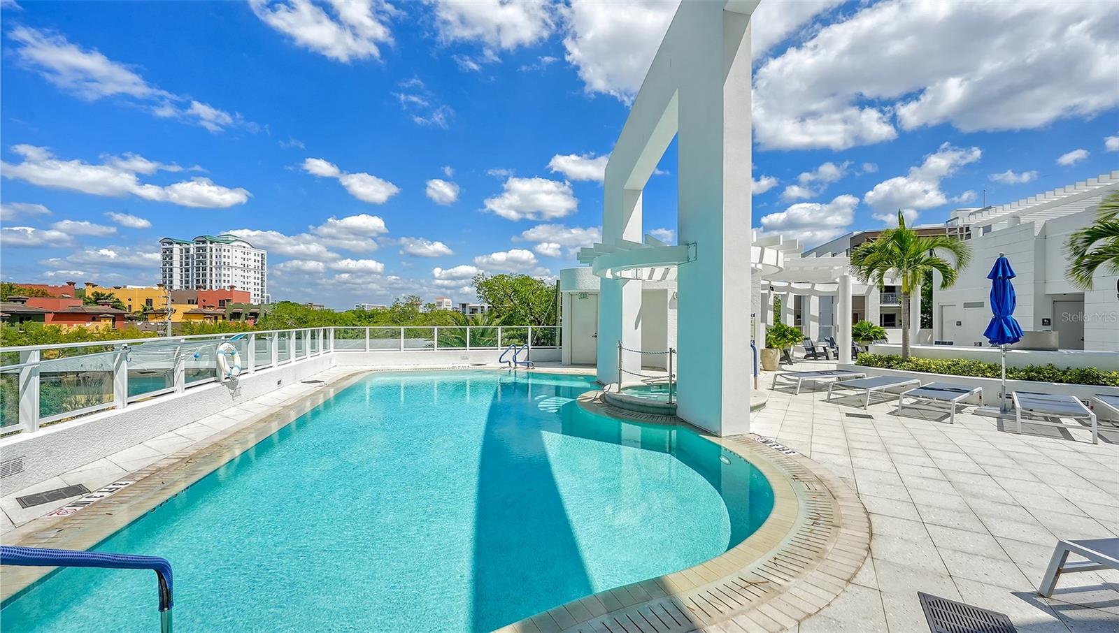 624 PALM CONDOMINIUM - Residential