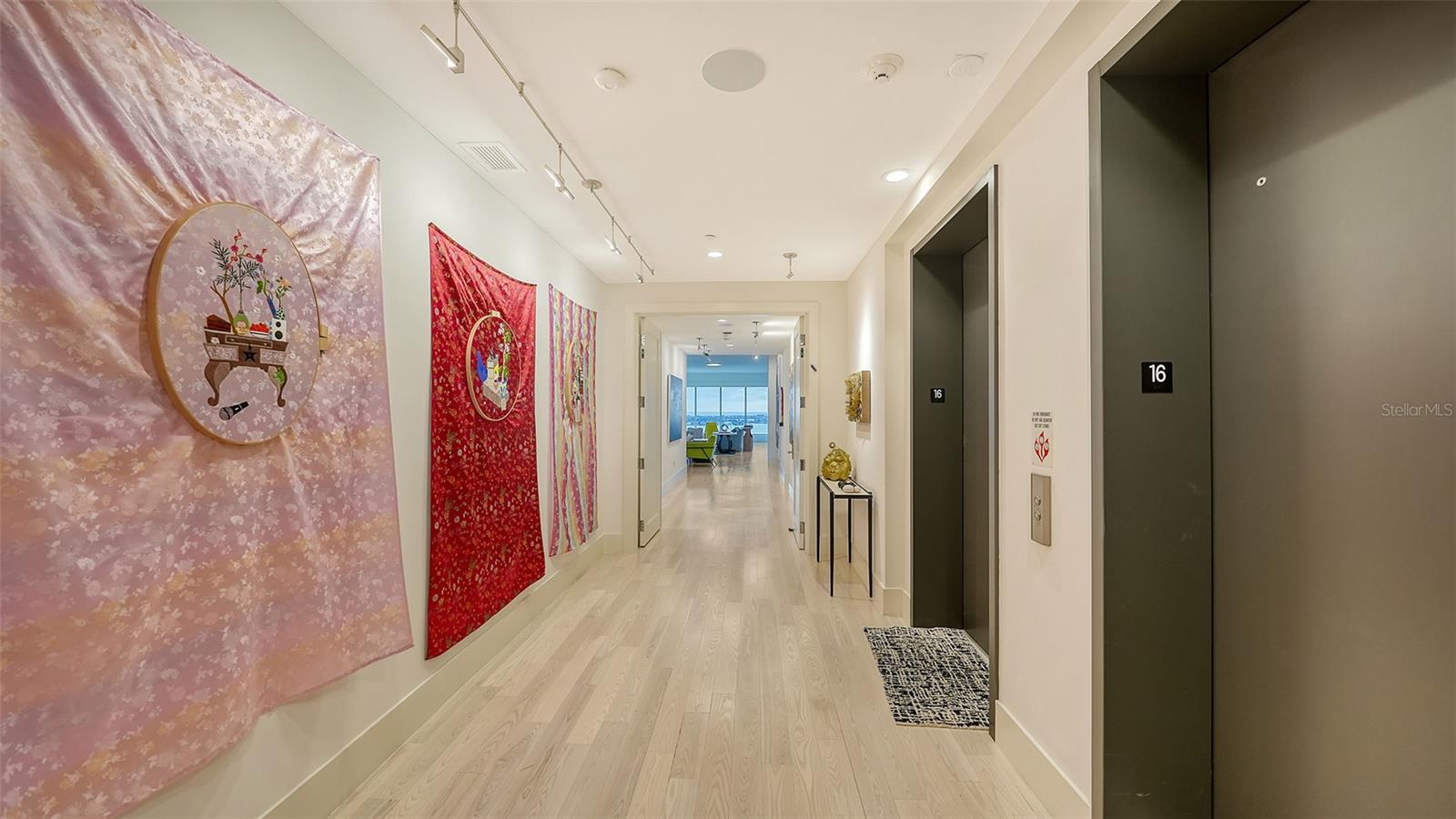 624 PALM CONDOMINIUM - Residential