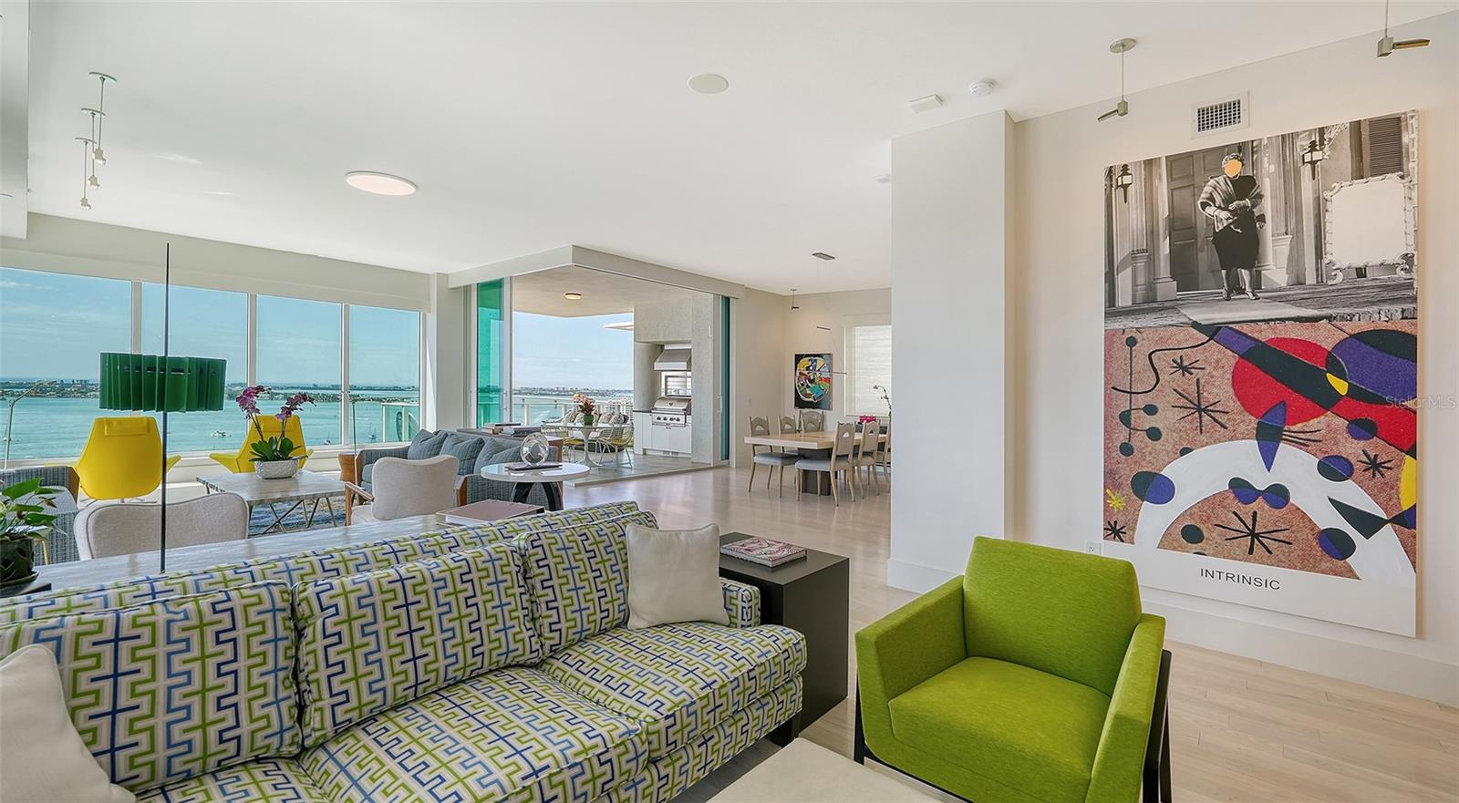 624 PALM CONDOMINIUM - Residential