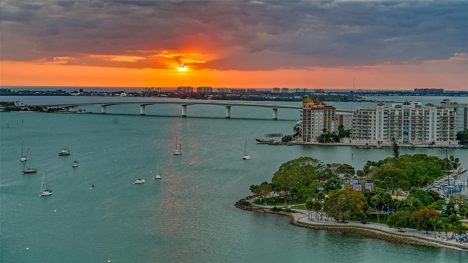 624 PALM CONDOMINIUM - Residential