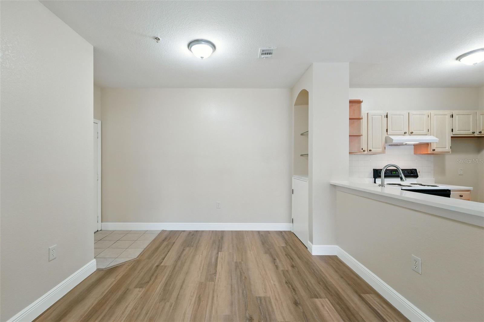 VISCONTI WEST CONDOMINIUM - Residential