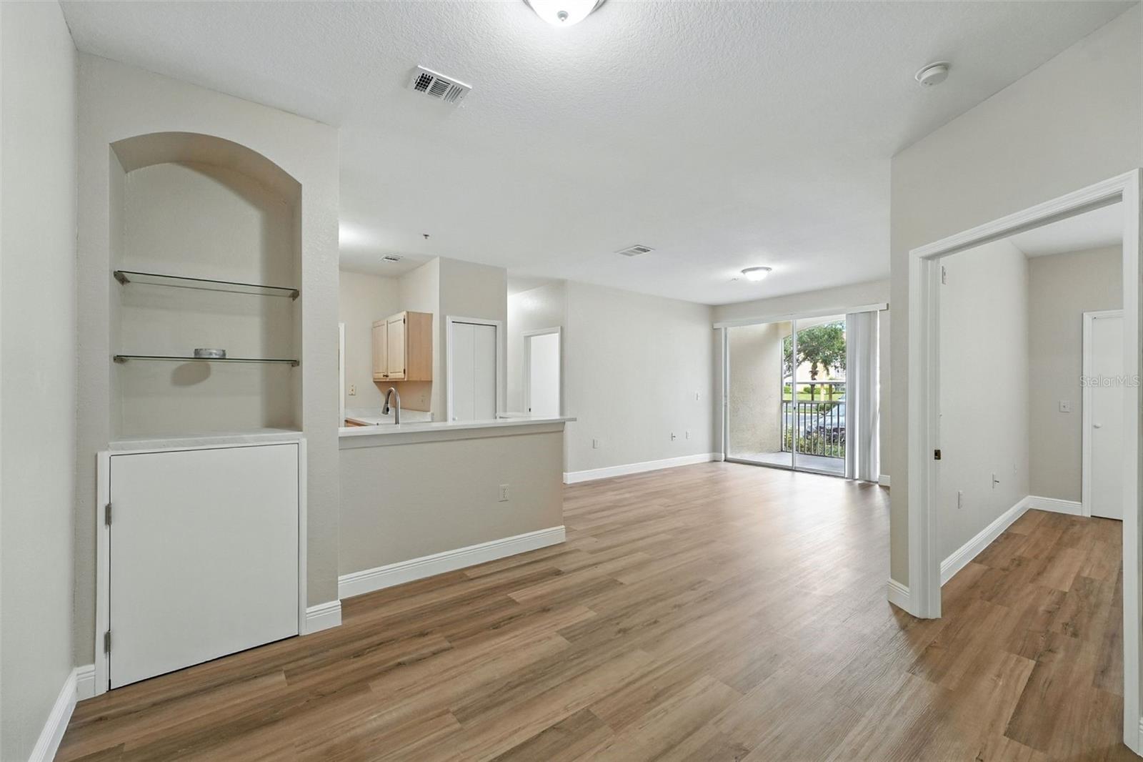 VISCONTI WEST CONDOMINIUM - Residential